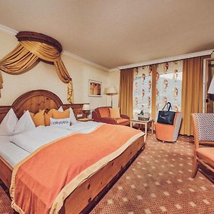 Deluxe Double Room Mountain View